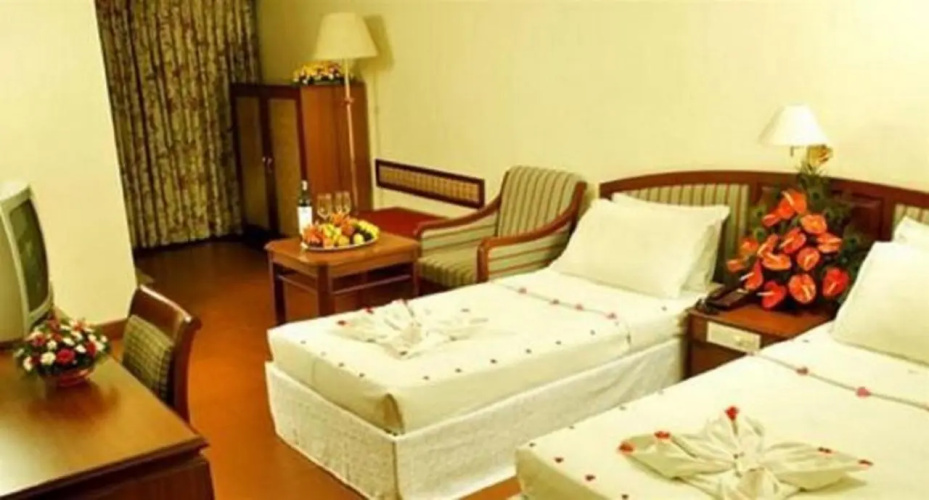 Issacs Residency