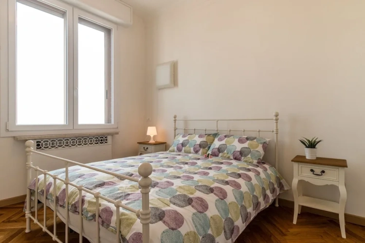 2 Bedrooms Quadruple Apartment