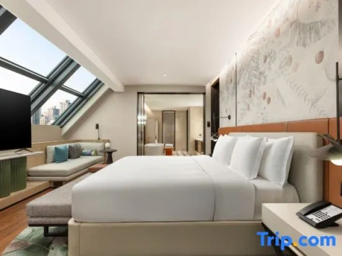 1 Bedroom Double Suite with river view