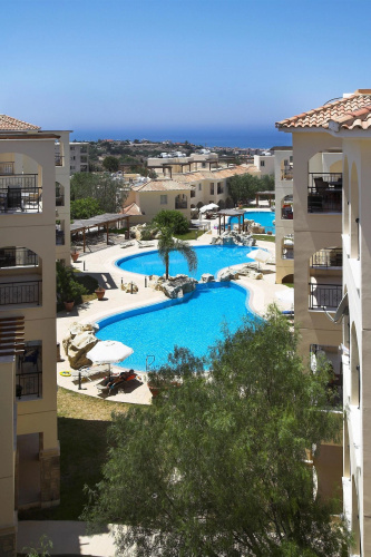 St. Nicolas Elegant Residence
