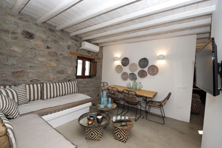 2 Bedrooms Deluxe Apartment
