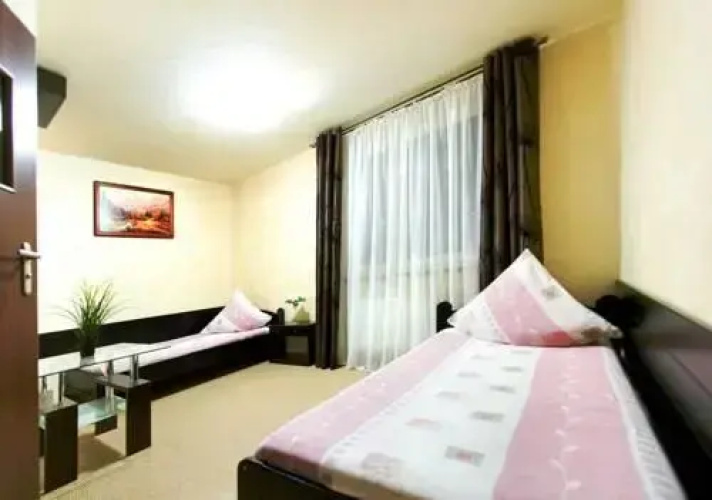Hotelik pod Dębami