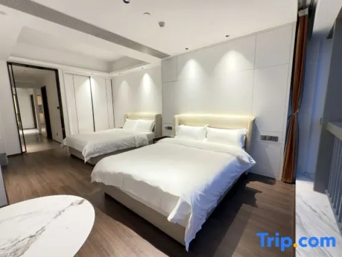 Triple Suite with bay view