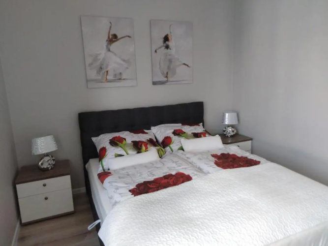 Apartament Manhattan os.Jarzębinowe