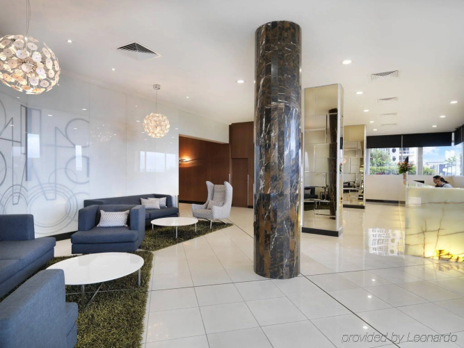 Meriton Suites Bondi Junction