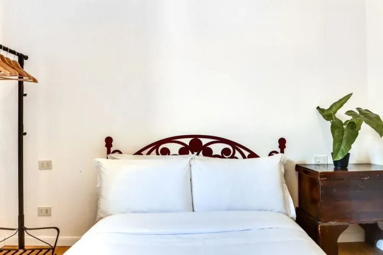 Nice and Bright 2 bed Flat Near Termini