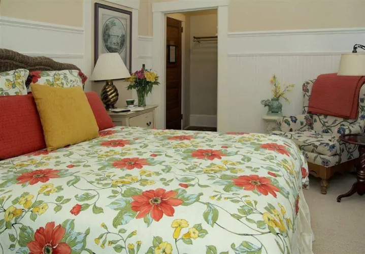Hill House Bed and Breakfast