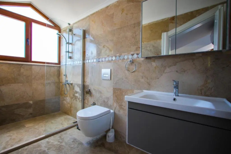 Silver Sami Villa