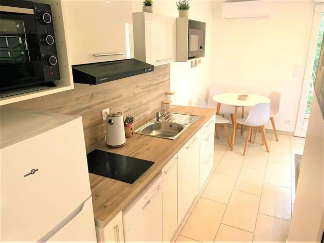 1 Bedroom Apartment