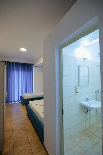 Standard Triple room with balcony