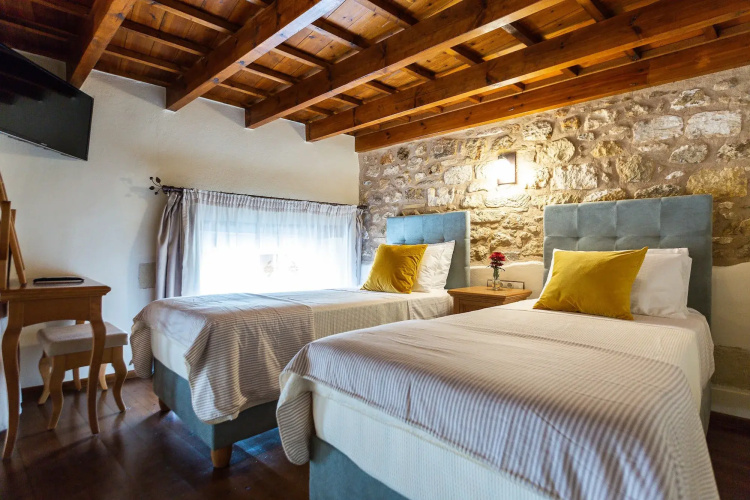 Phaedra Suites