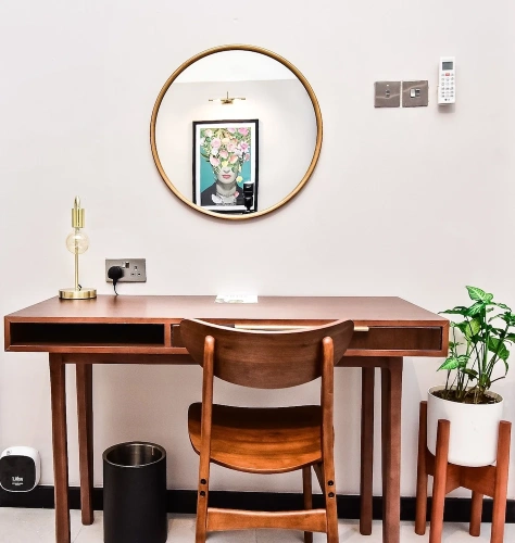 Deluxe Studio