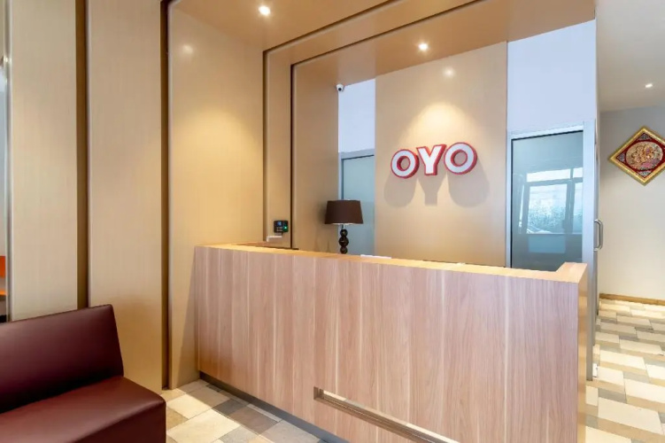 Hotel O Festive Inn
