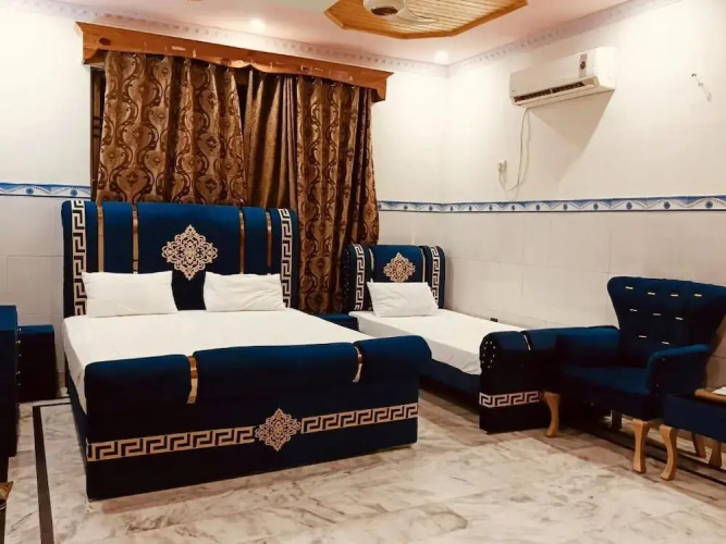 Istanbul Inn
