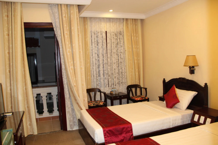 GM Doc Let Beach Resort & Spa