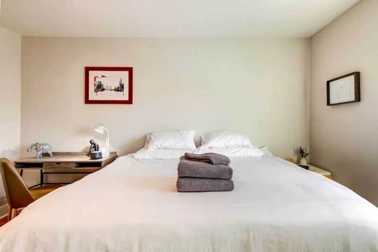 2 Bedrooms Cottage
