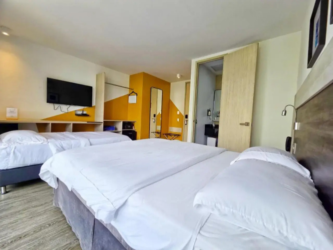 Aparta Suites Park 85