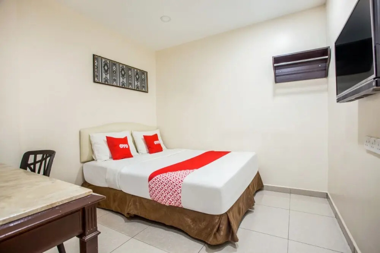 Oyo 89444 Sam Hotel