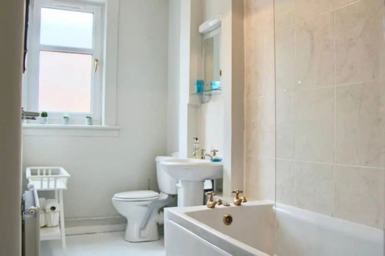 2 Bedroom Flat With Beautiful Views