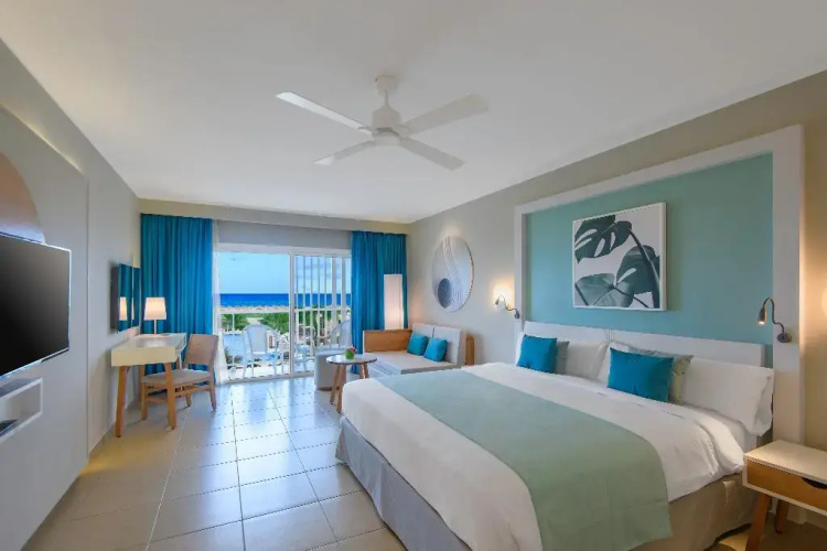GRAND ASTON Cayo Paredón Beach Resort