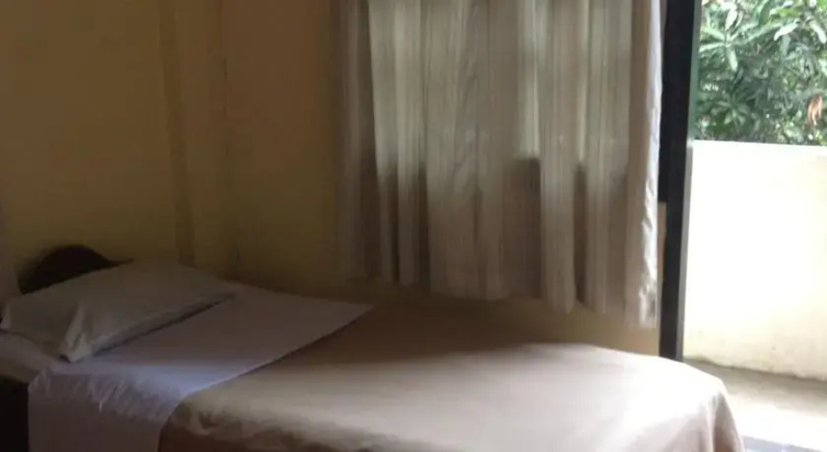 Pathoum Phone Guesthouse