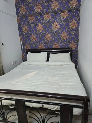 Standard Basement room