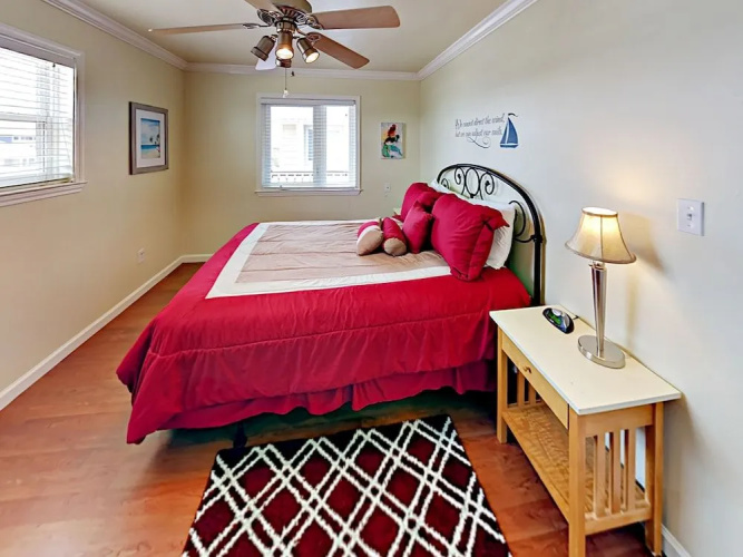 344 E Beach Blvd Condo Unit 21 by RedAwning