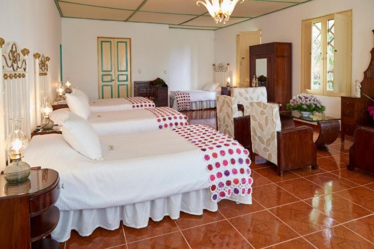 Standard Family room