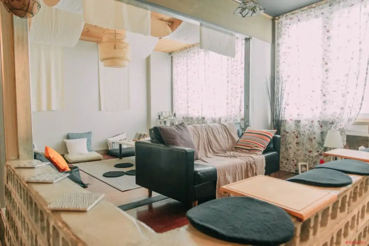 Talk Guest House - Hostel
