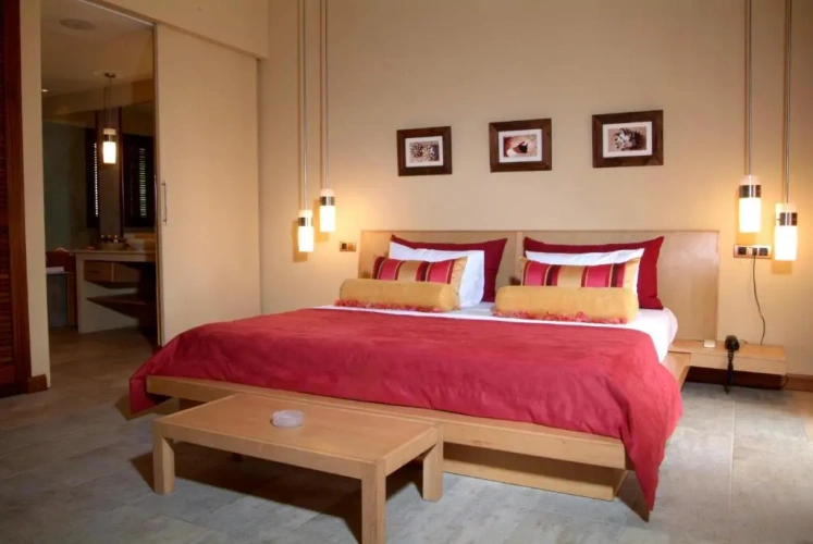 Suite with balcony