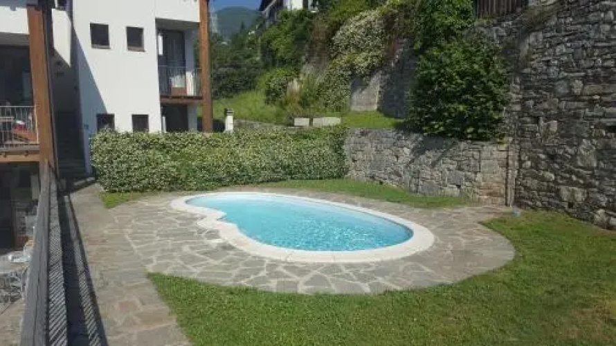 Lake Como Apartment