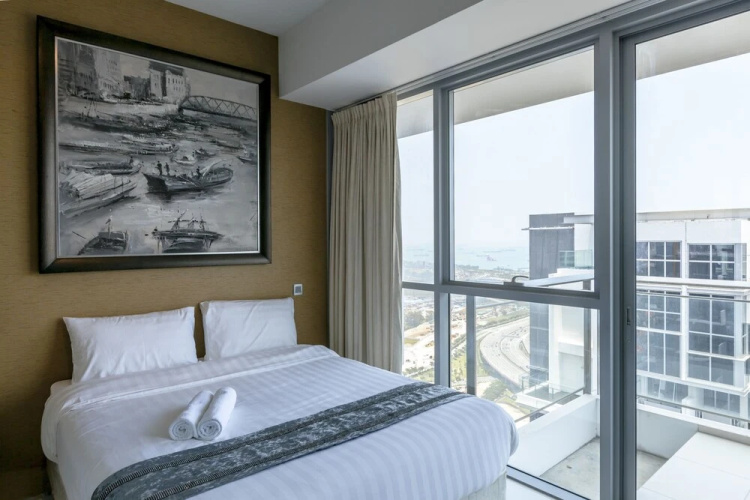 High Level TanjongPagar CBD Apartment