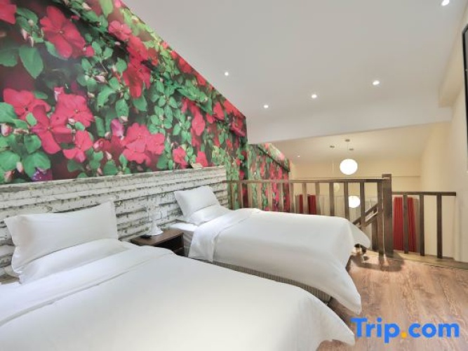 Standard Double Duplex room
