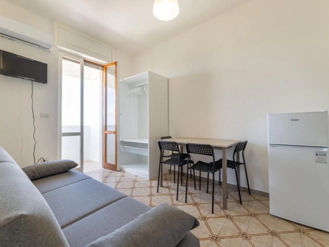 Beautiful apartment in Baia Verde with balcony