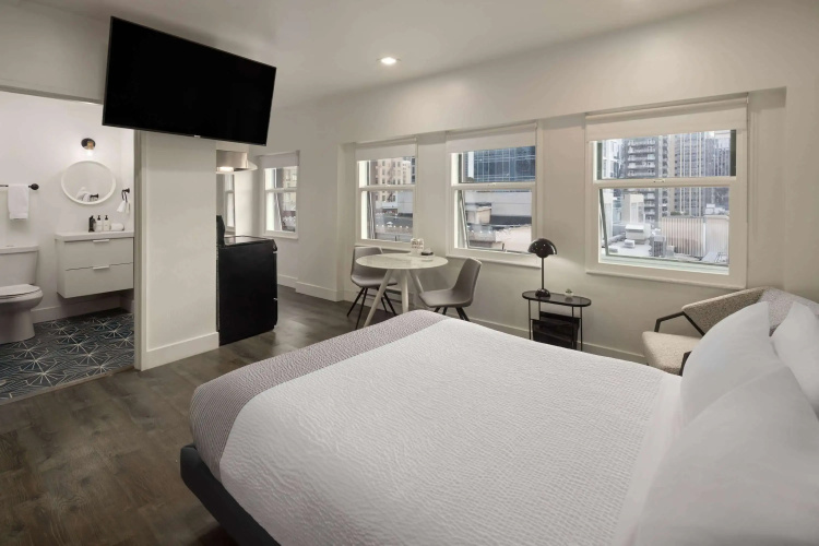 Reside Seattle Downtown, a Wyndham Residence