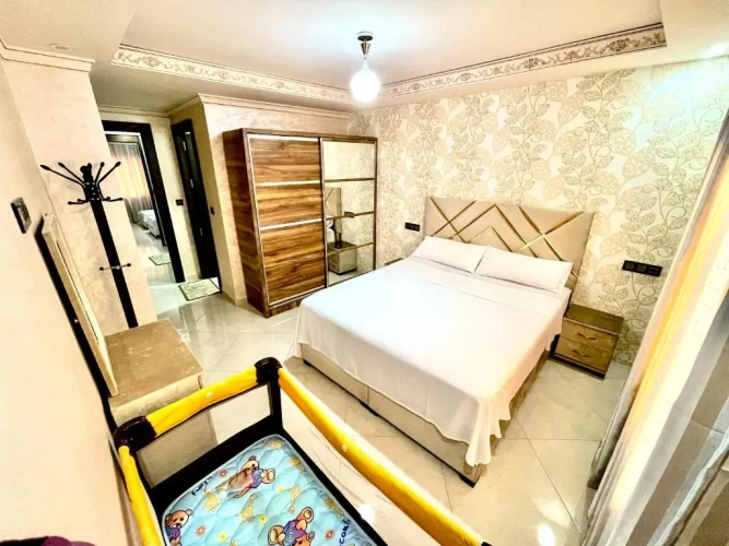 2 Bedrooms Apartment