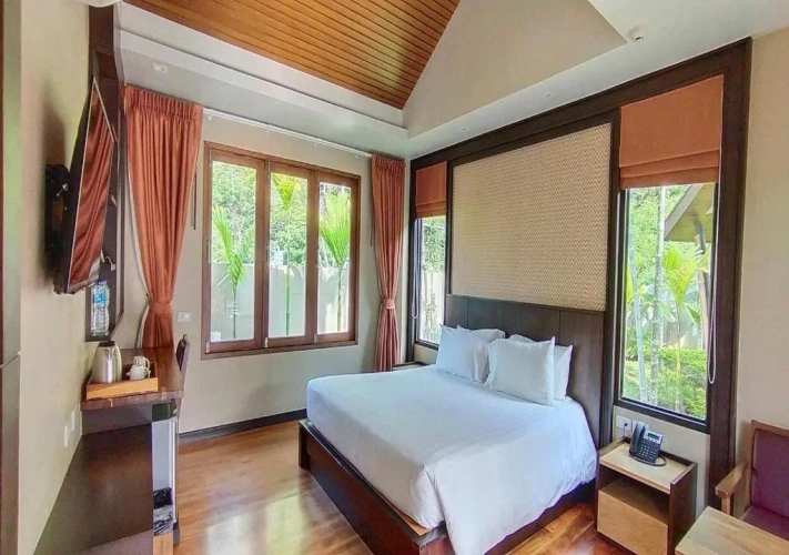 2 Bedrooms Villa