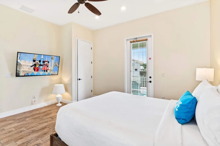 3000 Latitude Lane