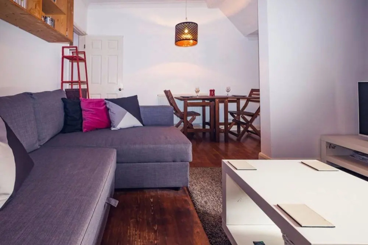 2 Bed Apartment In Central Brighton