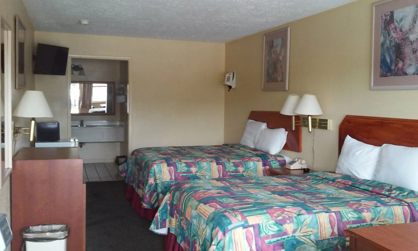 Summer Breeze Motel