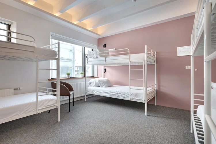 Economy room
