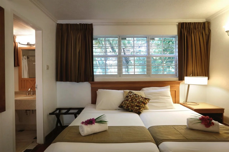 The Palms Resort