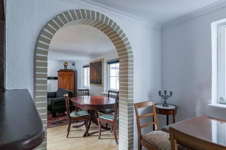 2 Bedrooms Apartment