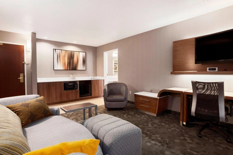 1 Bedroom Double Suite