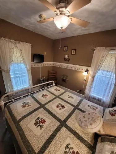 Prairie House Manor