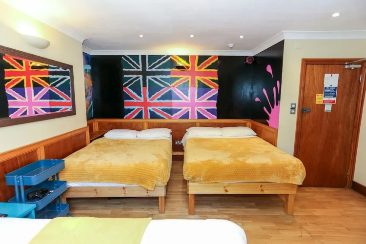 Standard Family room