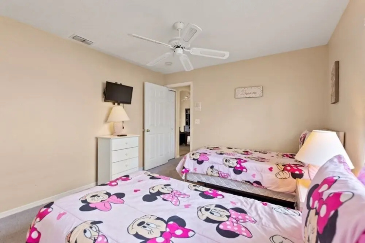 5 Bed Large Pool And Games, 5 Bed, Pool, #801 5 Bedroom Villa