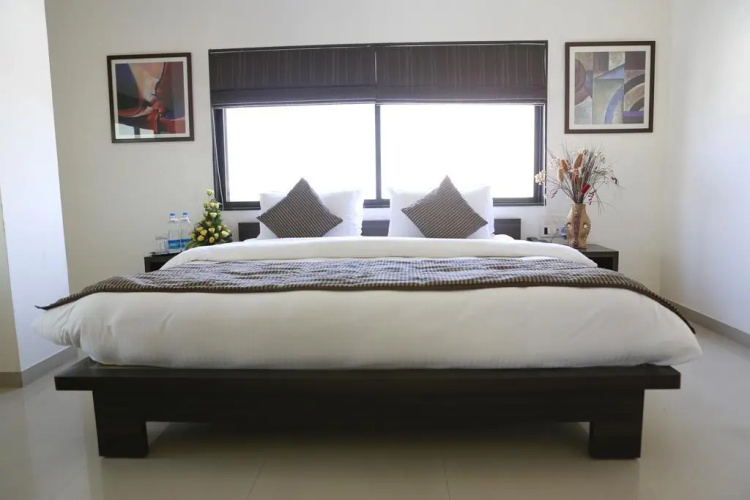 J R Avezika Comfort
