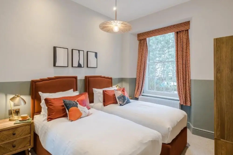 Your Apartment - Redland Place