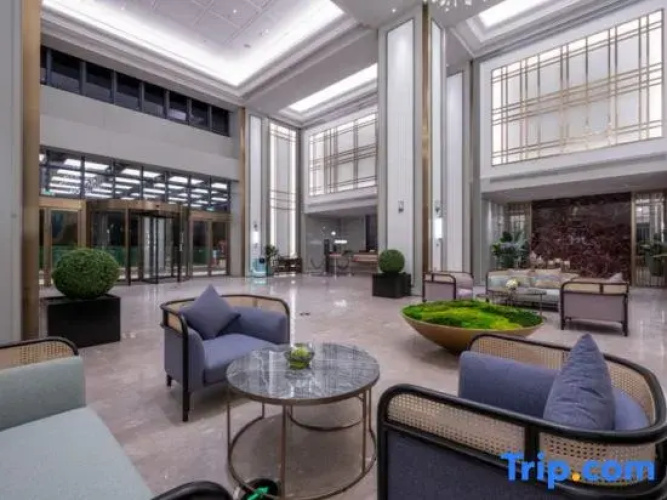 Mercure Changshu Riverside Hotel